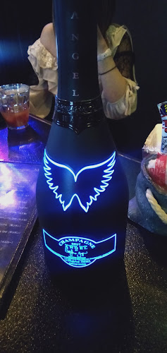 Opinii despre フローリック în 出雲市 - 飲食業