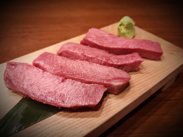 ホルモン焼肉 一休亭 元 彦根駅前店 - 飲食業