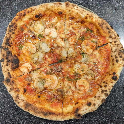 i10号倉庫 GARAGE CAFE&PIZZA - 尼崎市