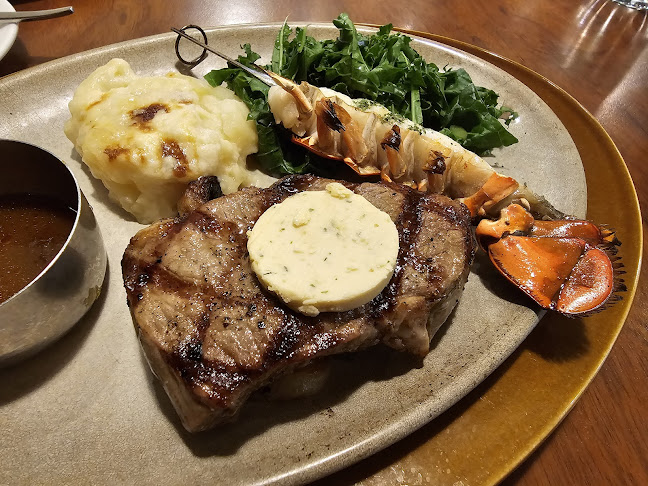 ロイヤルホスト小平学園店