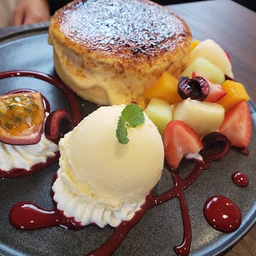 Opinii despre Atelier de Météore(アトリエ·ドゥ·メテオール) în 宇都宮市 - 飲食業