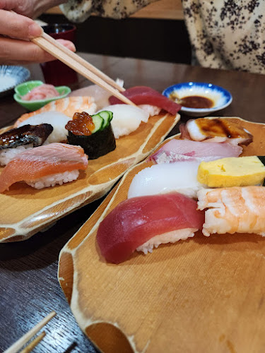 すし清 - 飲食業