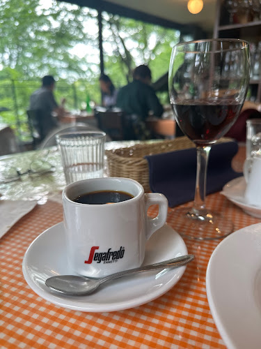 ラ・ベントゥーラ - 飲食業