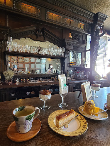 名曲喫茶 柳月堂 - 飲食業