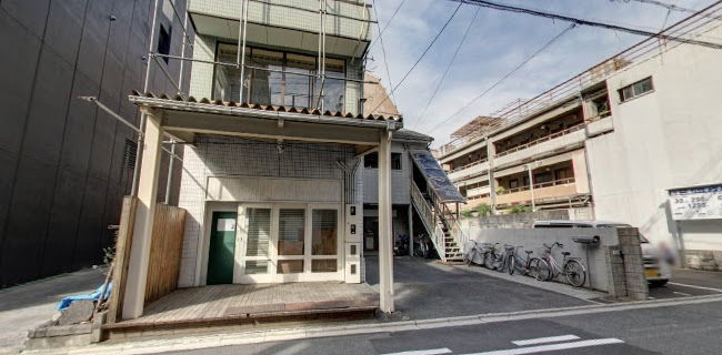 Opinii despre ロッカ în 京都市 - 飲食業