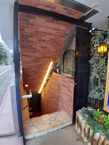 〒170-0013 東京都豊島区東池袋３丁目１２−１２ 正和ビル B1F