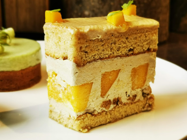 Opinii despre ドットカフェ în 大阪市 - 飲食業