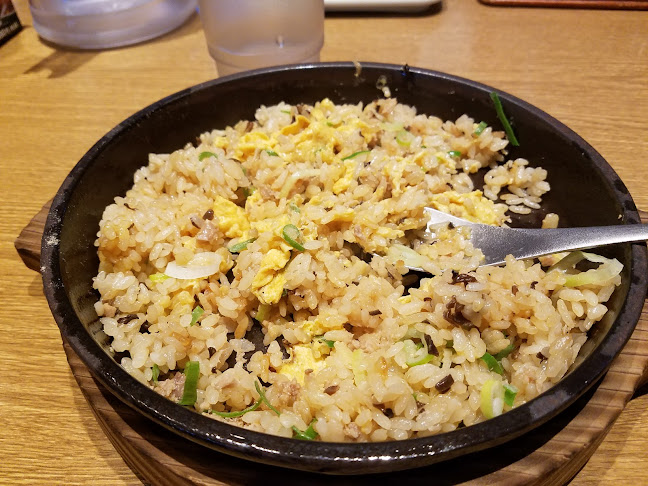 〒522-0009 滋賀県彦根市外町１１２−１