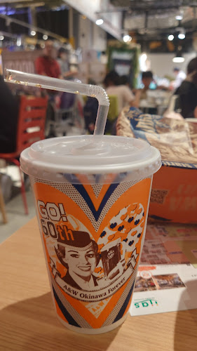 A&W イーアス沖縄豊崎店 - 豊見城市