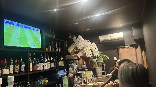 Opinii despre Ladies Bar ラヴァ în 池田市 - 飲食業