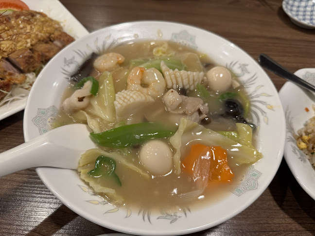 Comentarii opinii despre 中国菜館 慶安