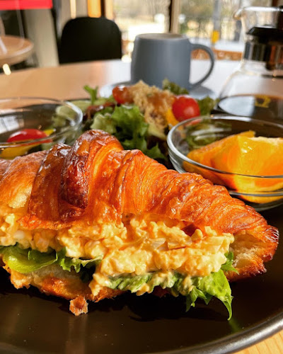 EMU CAFE COFFEE ROASTERY