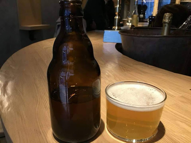 WINE STAND caprino - 飲食業