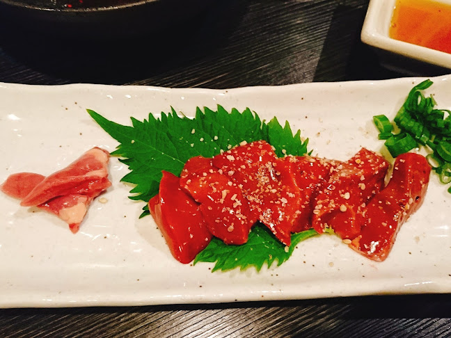 炭焼 たつ吉 - 飲食業