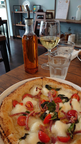 Pizzeria Cor a Cor - 飲食業