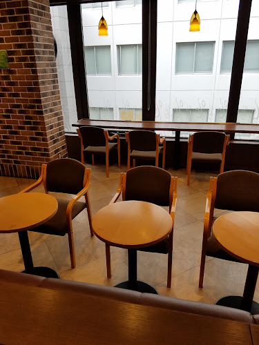 〒663-8501 兵庫県西宮市武庫川町1番１ 1号館附属棟3F 1号館