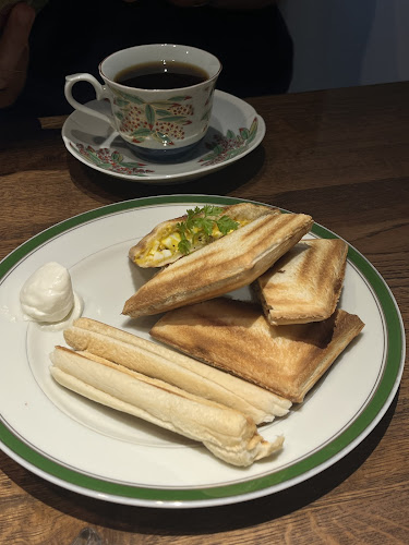 珈琲花びし - 飲食業
