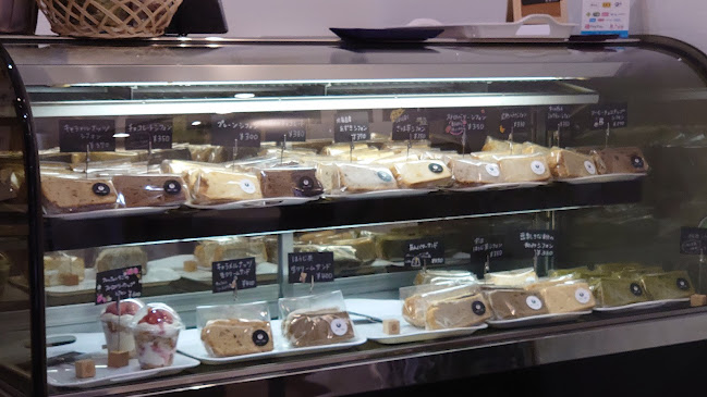 シフォン&クレープ SOWARI - 飲食業