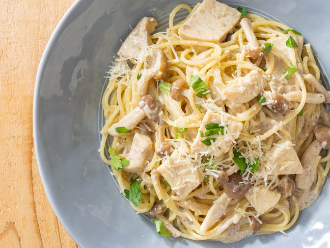 〒233-0002 神奈川県横浜市港南区上大岡西１丁目１８−５ miokaリスト館 6F