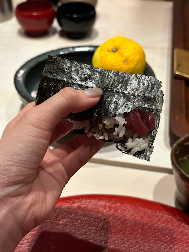 Comentarii opinii despre 霜止出苗 (しもやみてなえいずる)