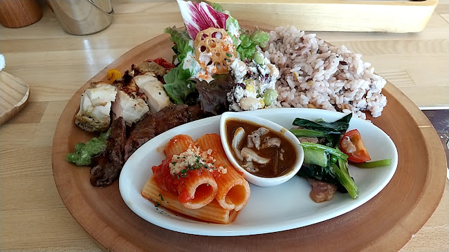 Opinii despre ローカルキッチンレイルズアキタ în 秋田市 - 飲食業