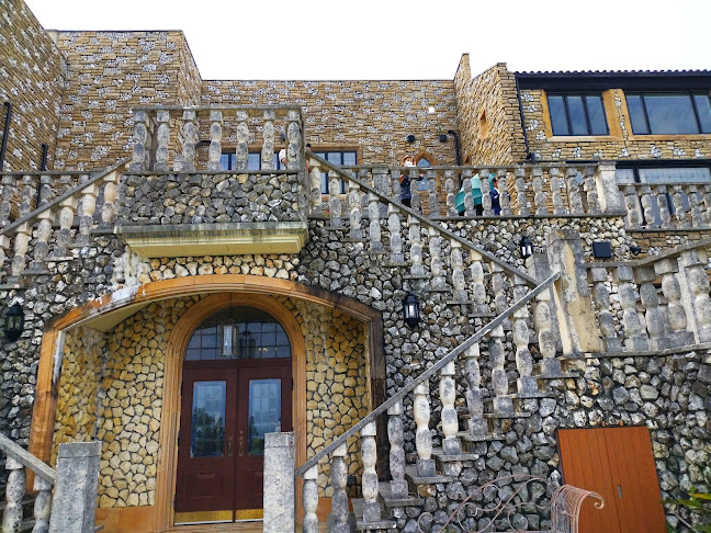 Opinii despre レストラン＆カフェ ラ・ヴィータ în 伊東市 - 飲食業