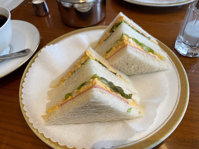 〒561-1123 大阪府高槻市芥川町１丁目１−１ JR高槻駅NKビル 2F