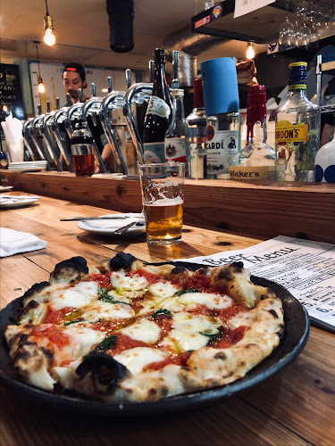 マッケンディー - 飲食業