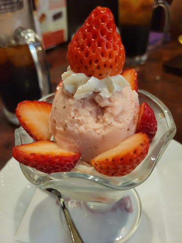 Opinii despre 星乃珈琲店 静岡曲金店 în 境港市 - 飲食業