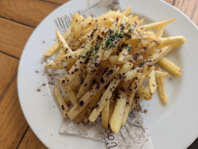 炭焼きお肉とワイン ビストロ酒場 Le Timbre（ルタンブル） - 飲食業