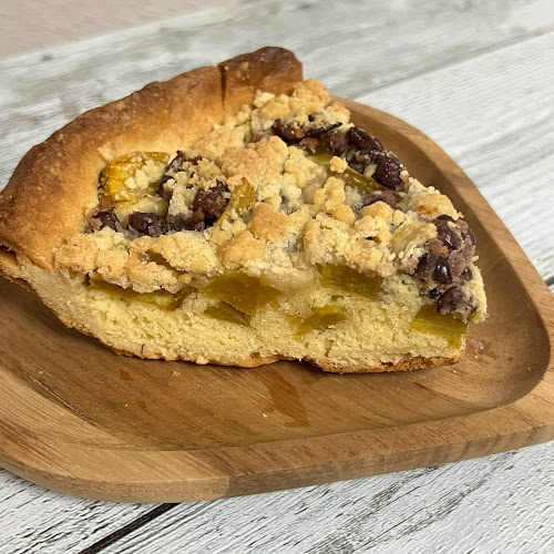 ベイクハウス イエローナイフ - 飲食業