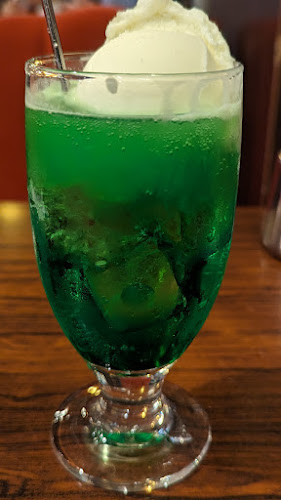 Comentarii opinii despre コンパル 大須本店