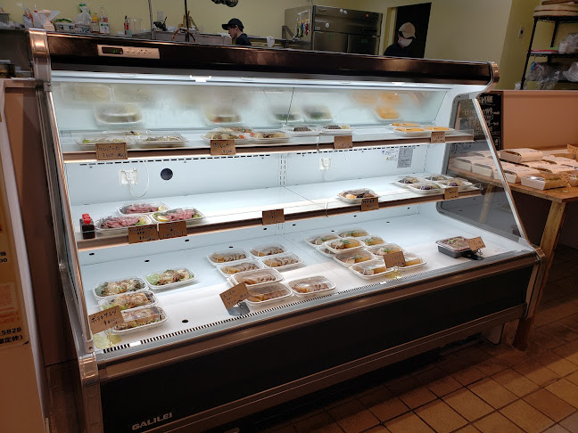 まるでぶ～はなれ～ - 飲食業