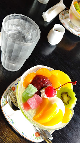 茶房 紫 - 飲食業