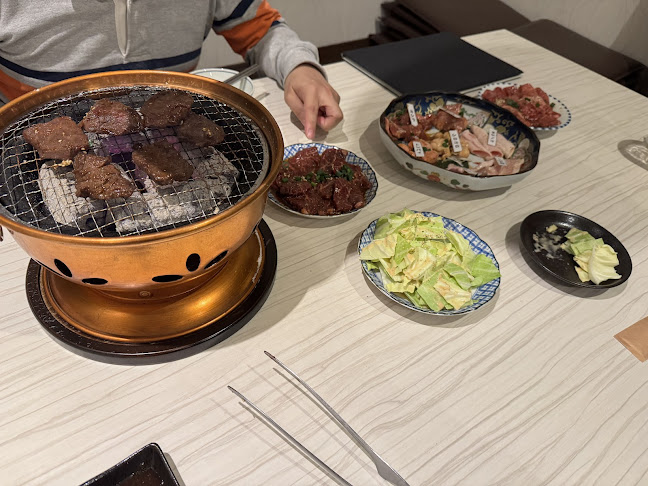 Opinii despre 炭火焼肉ホルモンしま田 桐生店 în 桐生市 - 飲食業