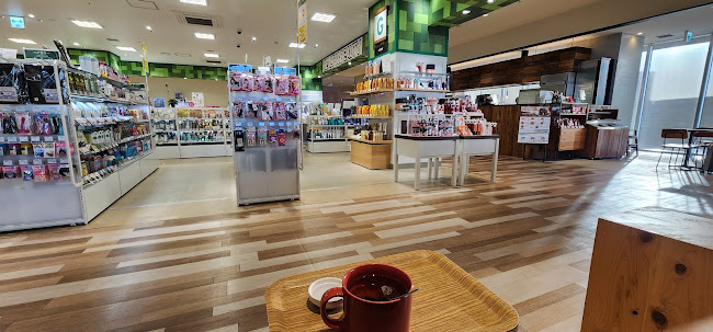 Opinii despre シアトルズベストコーヒー 宮崎駅店 în 宮崎市 - 飲食業