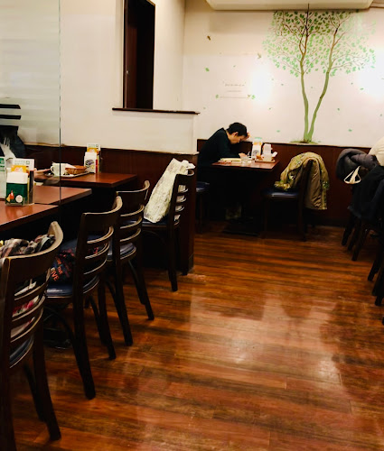 Comentarii opinii despre モスバーガー目黒駅西口店