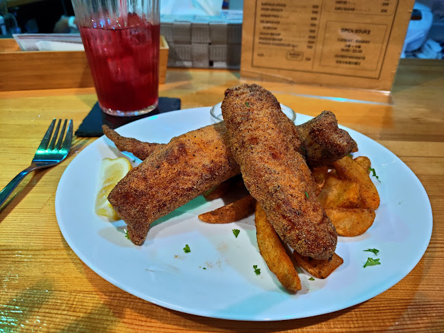 Gator's Cajun Kitchen - 岩国市