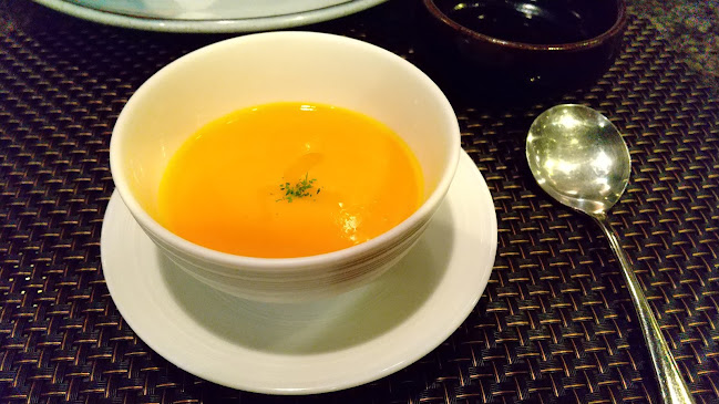 Opinii despre 神戸牛 ステーキ レストラン モーリヤ 三宮店 în 神戸市 - 飲食業