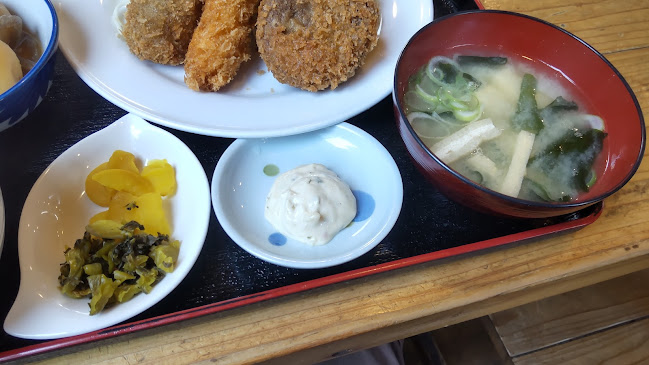 〒812-0004 福岡県福岡市博多区榎田２丁目１−７