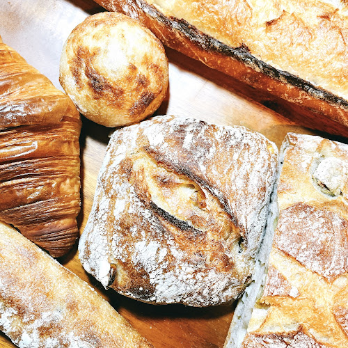 Opinii despre パン デ フィロゾフ în 新宿区 - 飲食業