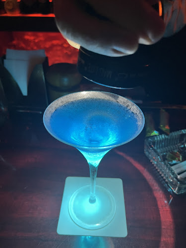 BAR Le Hibou - 飲食業