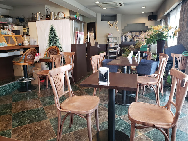 Comentarii opinii despre cafe with garden