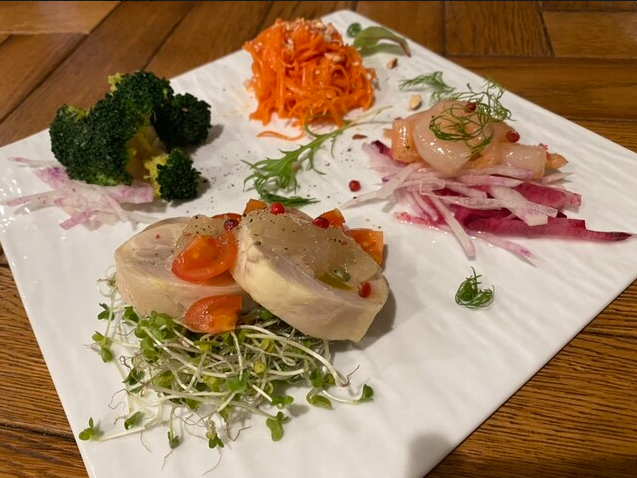 Comentarii opinii despre 炭焼きお肉とワイン ビストロ酒場 Le Timbre（ルタンブル）