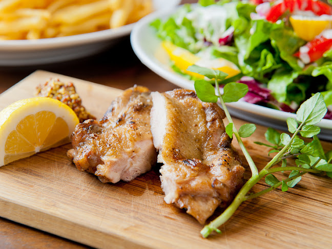 肉焼きワヰン酒場 テルミニ 姫路店 - 飲食業