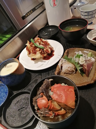 〒811-1123 福岡県福岡市早良区内野７丁目２７−３