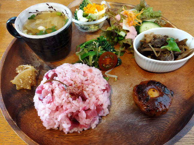 Opinii despre マニスマニス în 岡山市 - 飲食業