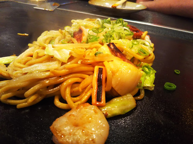 Opinii despre お好み焼 狸狸亭（ぽんぽこてい）上六店 în 大阪市 - 飲食業