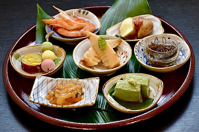 Opinii despre 浮月楼 レストラン în 境港市 - 飲食業