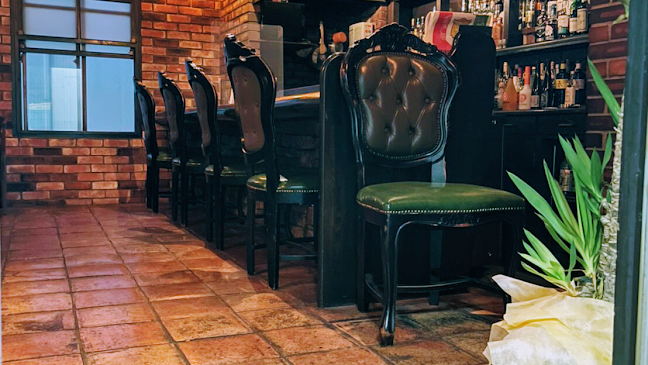 ピッグテイルズ